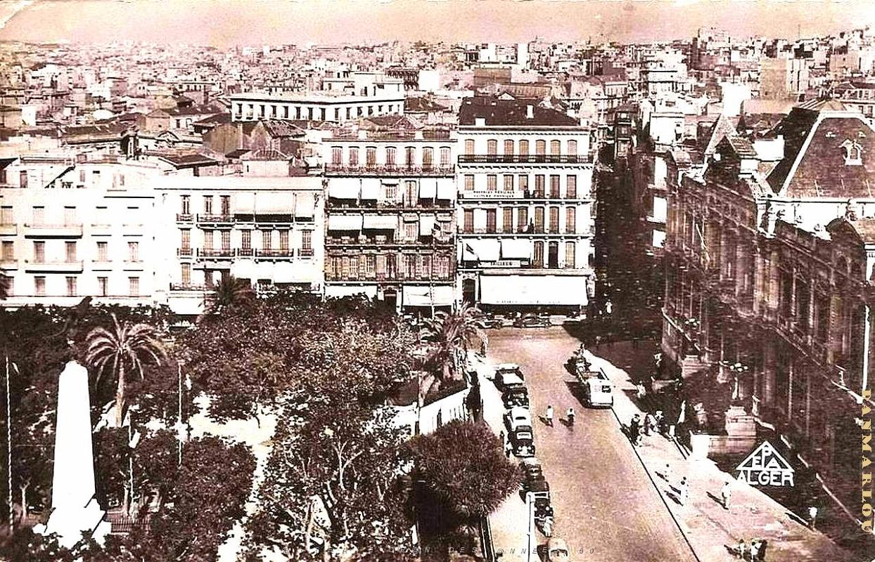 PA b- 058- Hotel de ville.JPG